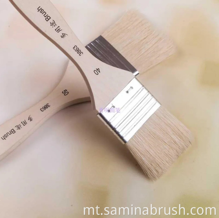 Xkupilja ċatta tal-għorik Flat Scrub Brush